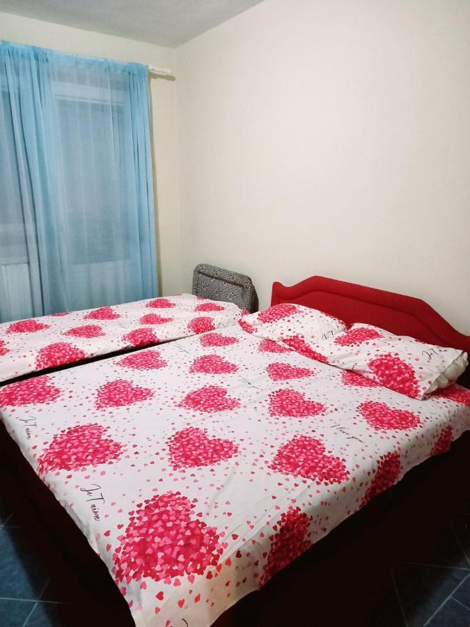 2 Bedroom Centre Apartment Подгориця Екстер'єр фото