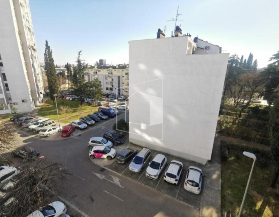 2 Bedroom Centre Apartment Подгориця Екстер'єр фото