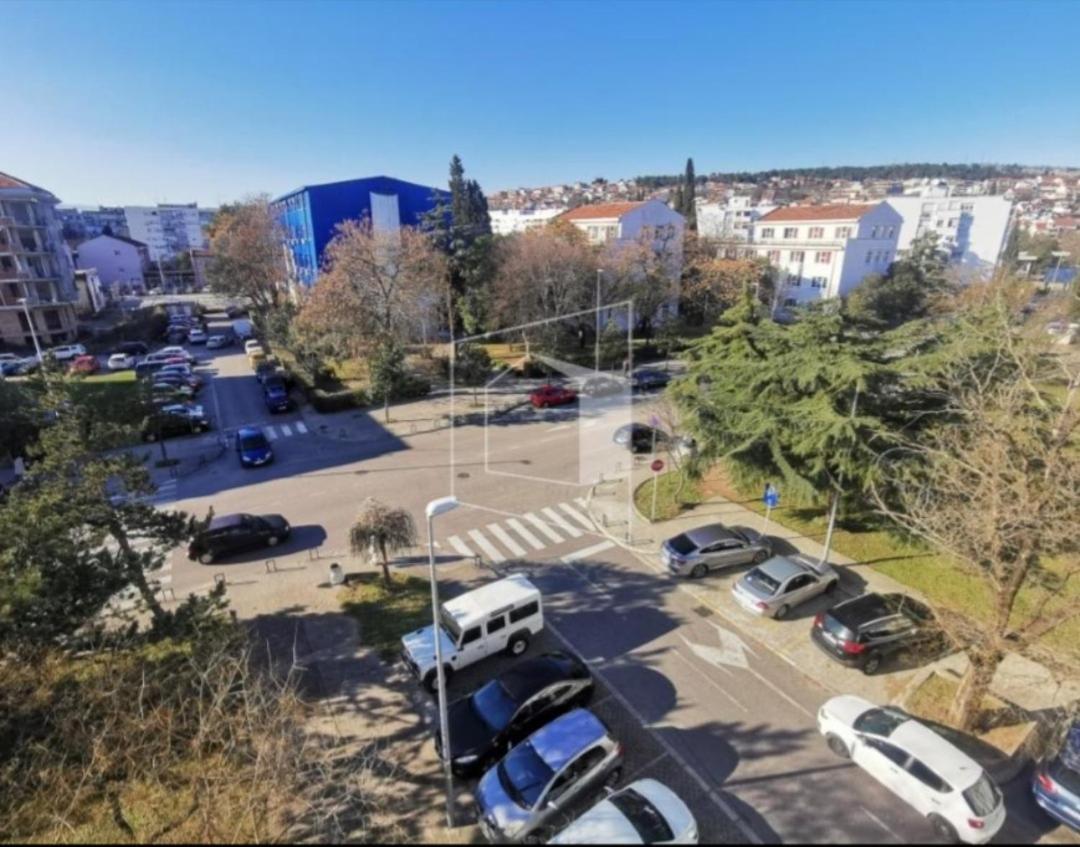 2 Bedroom Centre Apartment Подгориця Екстер'єр фото